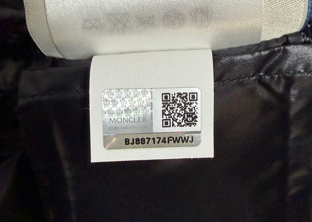 ［極美品］モンクレール　レディース　ダウンジャケット　スイエン　ブラック