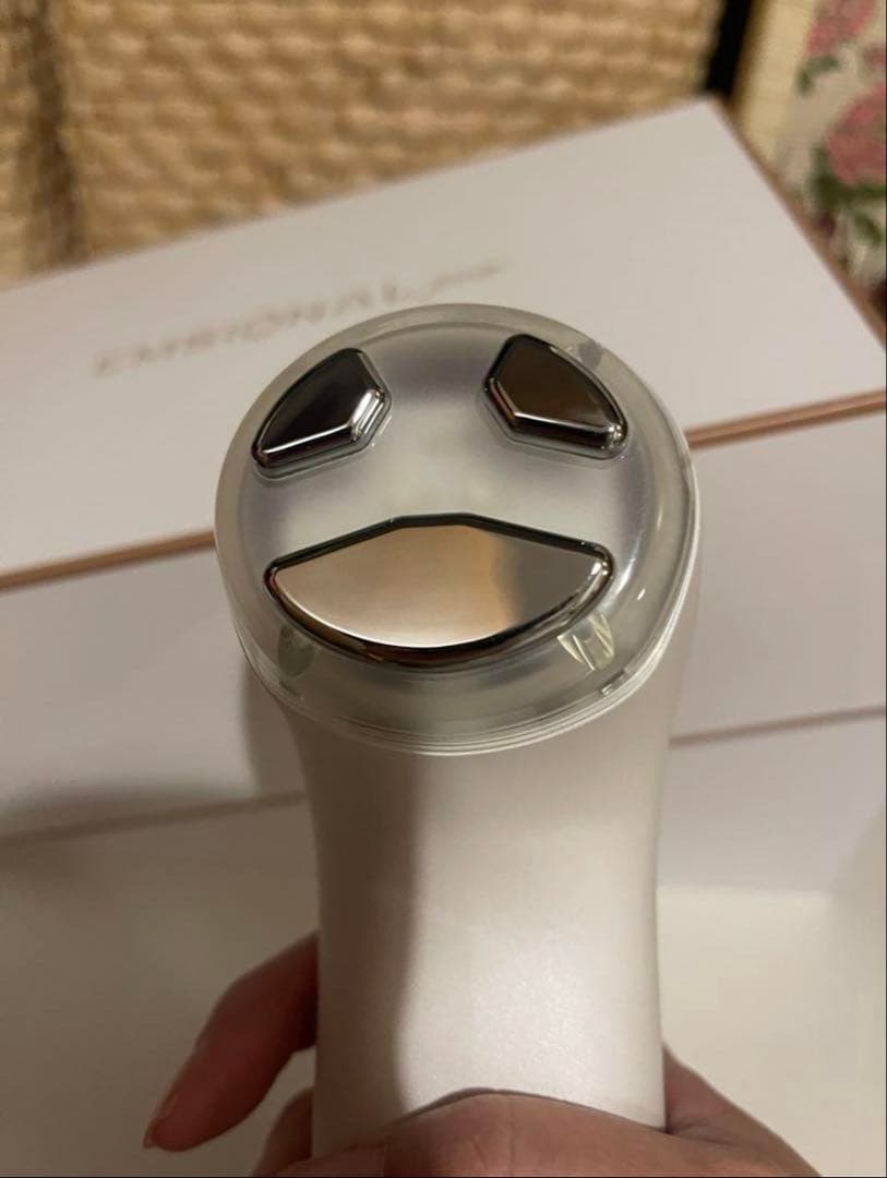 【カズ】セプテム　エモーショナルプロ　エモプロ　美顔器