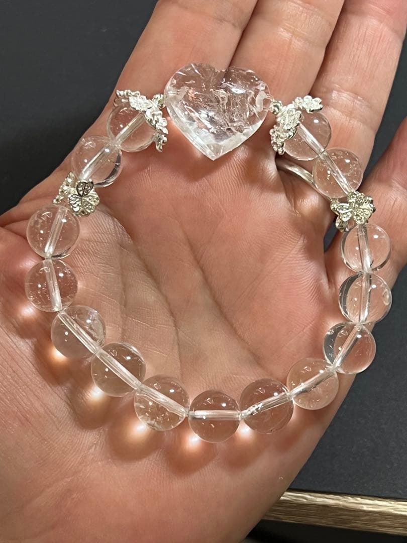 さかい‼️ハートの水入水晶とホワイトトパーズのブレスレット