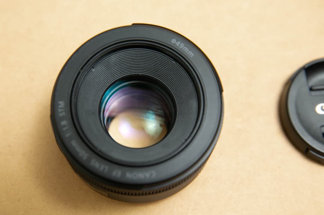 Canon EF 50mmF1.8 STM 純正フード付き
