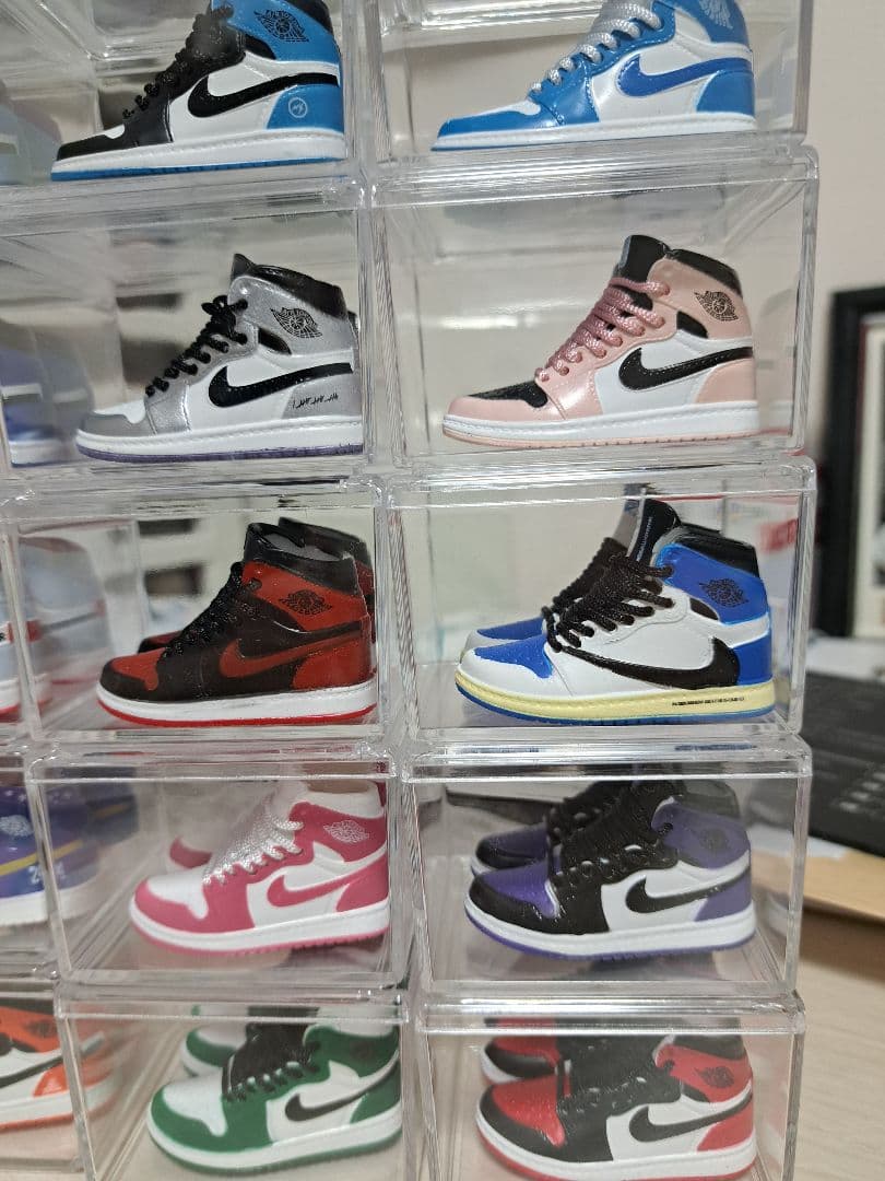 Nike Air Jordan 1 ミニフィギュア 24個セット