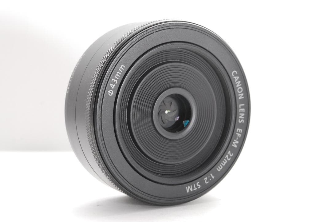 【極美品】明るくてぼけが綺麗な単焦点レンズ　Canon EF-M 22mm F2