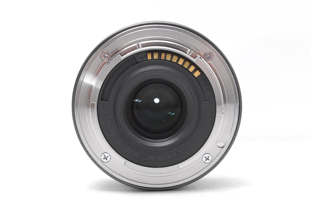 【極美品】明るくてぼけが綺麗な単焦点レンズ　Canon EF-M 22mm F2