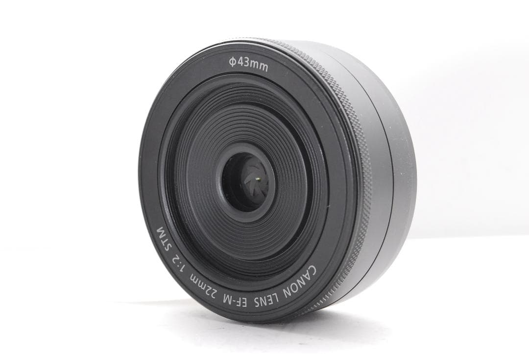 【極美品】明るくてぼけが綺麗な単焦点レンズ　Canon EF-M 22mm F2