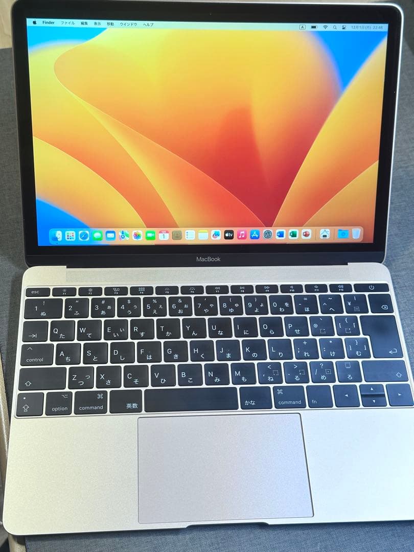 最上位　MacBook 12インチ i7 16/ 512