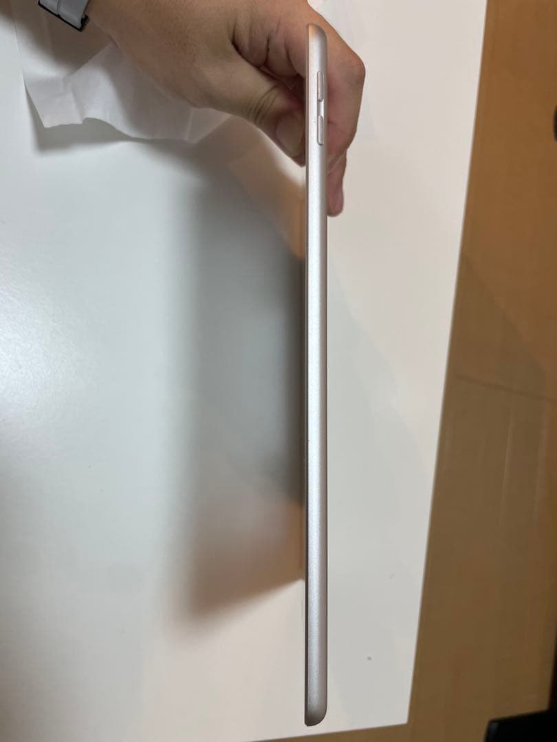 iPad 第6世代　Wi-Fi 32Gモデル