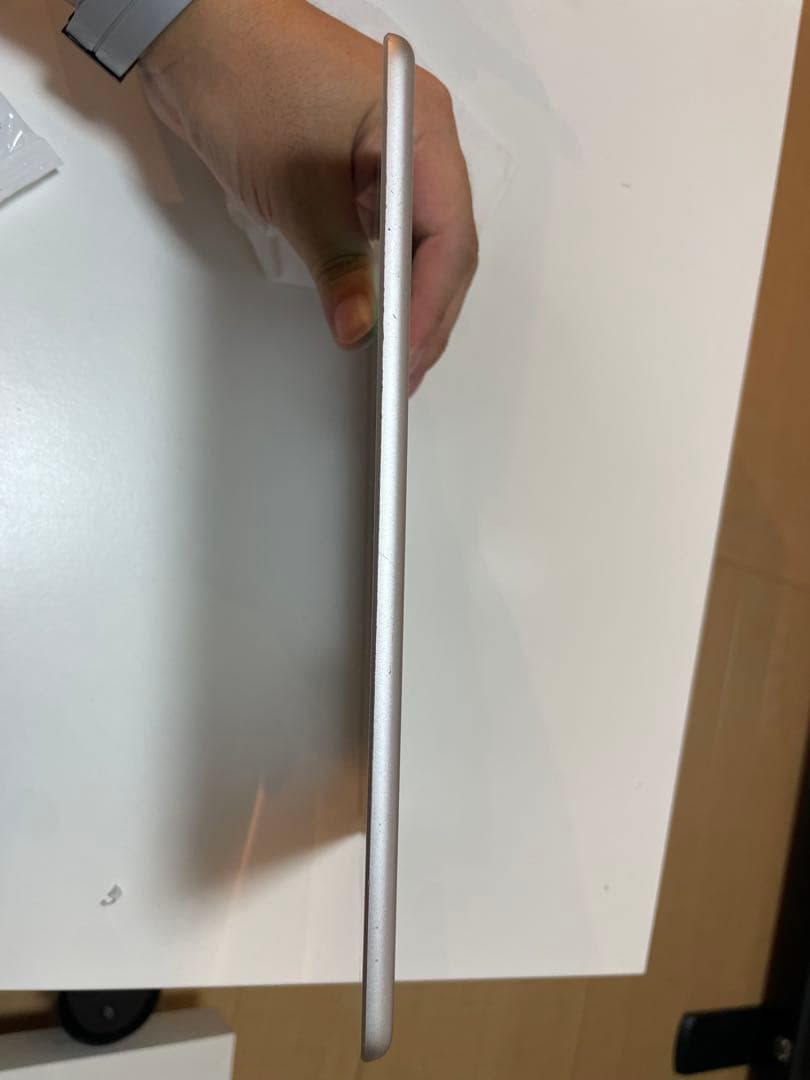 iPad 第6世代　Wi-Fi 32Gモデル