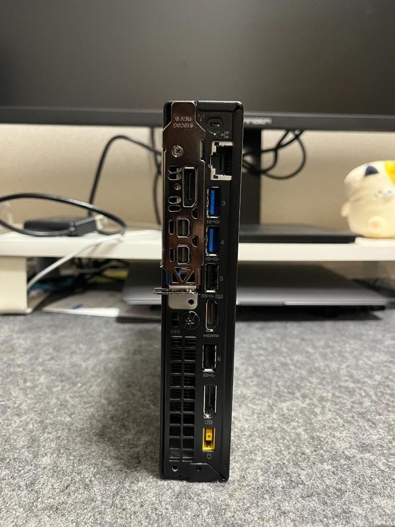 の*様 Lenovo M720q i3第8世代WX3100グラボ8GB RAM