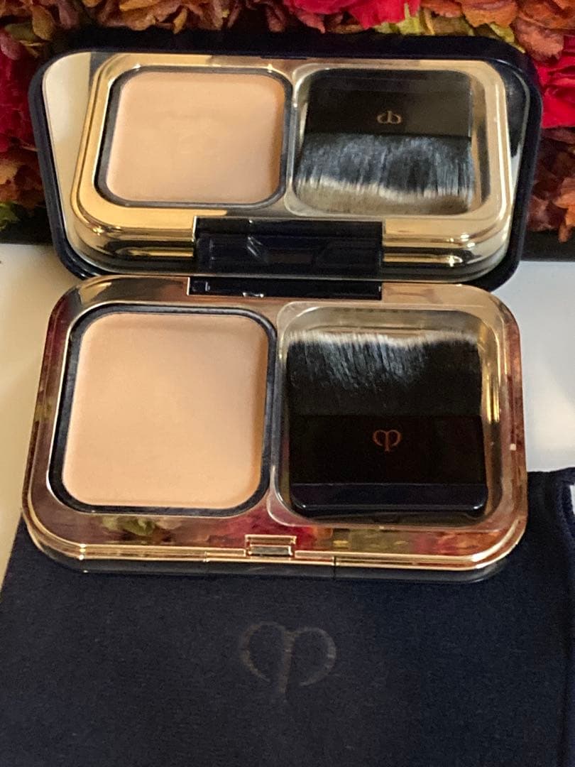 クレ.ド.ポー.ボーテ タンプードルエクラⅡ ピンクオークル10