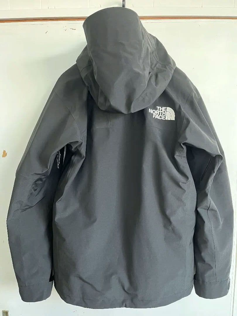 ノースフェイス　マウンテンジャケットNP61800 メンズM
