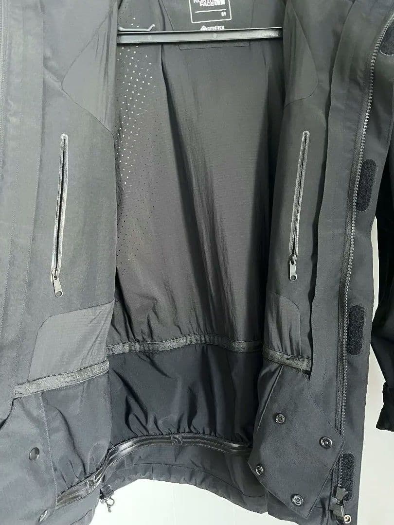 ノースフェイス　マウンテンジャケットNP61800 メンズM