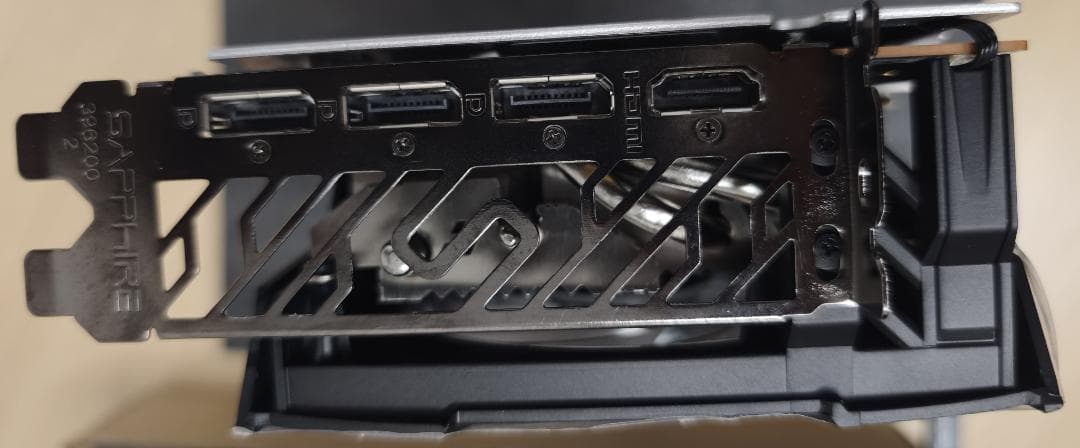 グラフィックボード・グラボ・ビデオカード Sapphire Radeon RX NITRO 6950 XT 16GB