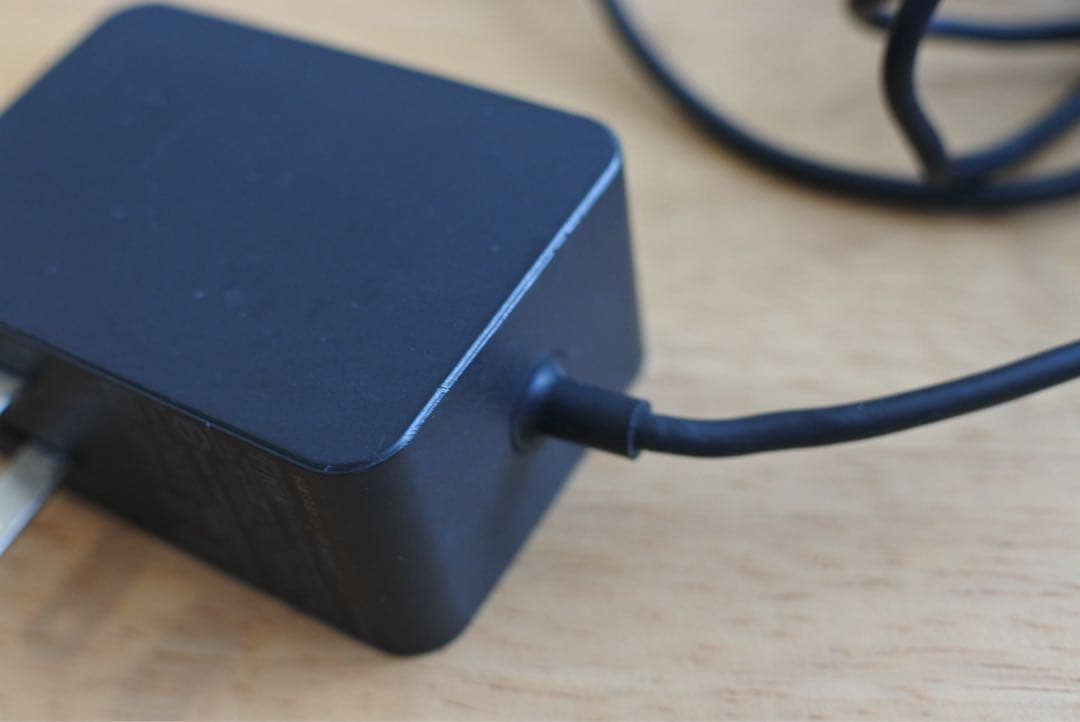 Windowsタブレット本体 Microsoft Surface Go 2 64GB 4GB RAM