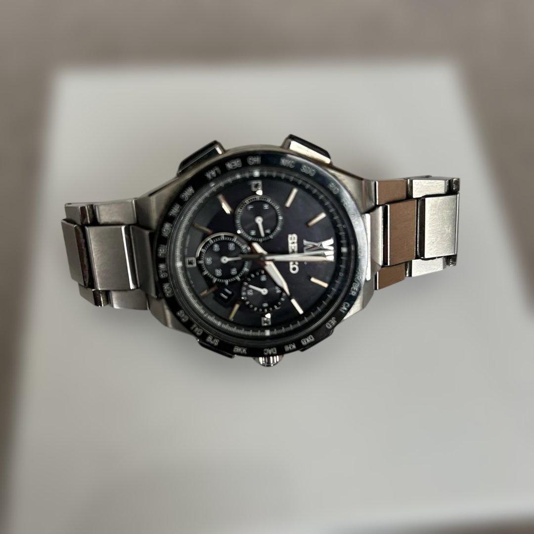SEIKO 8B92 ソーラー電波　ワールドタイムクロノグラフ　C-20