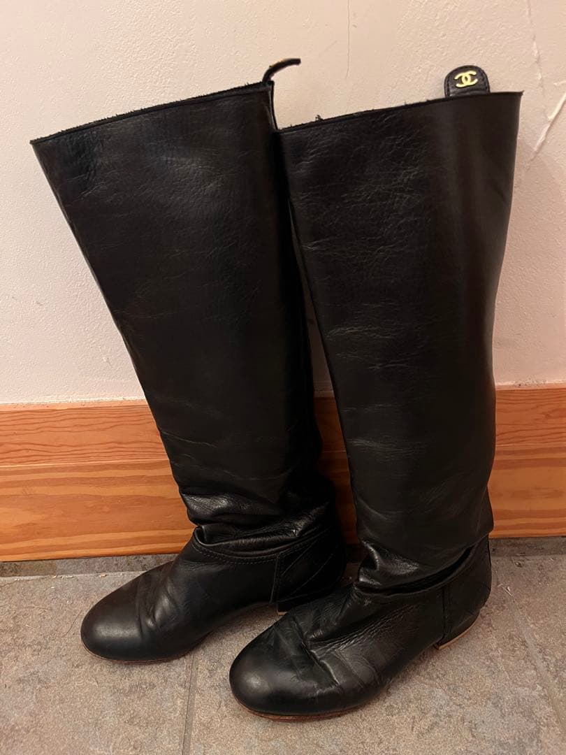 し*ぃ様 シャネル　CHANEL 本革　ロングブーツ　38