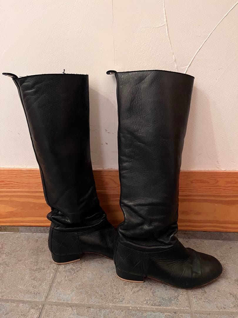 し*ぃ様 シャネル　CHANEL 本革　ロングブーツ　38