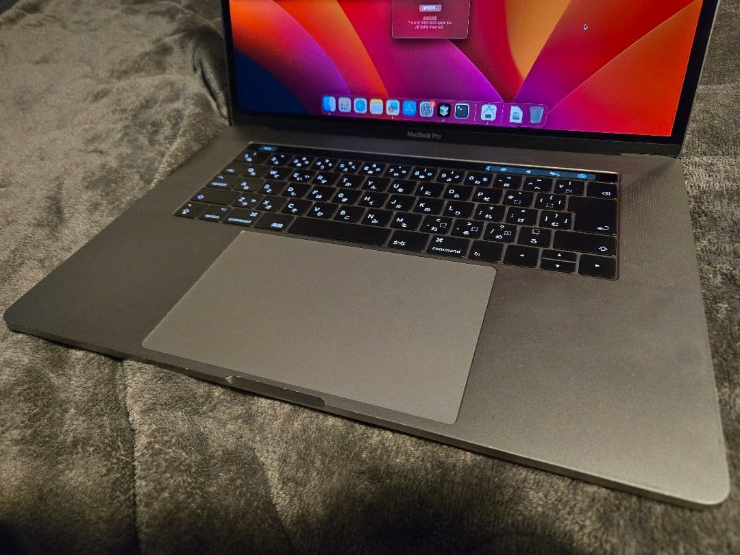MacBook Pro 15インチ 2017 メモリ 16GB 256GB
