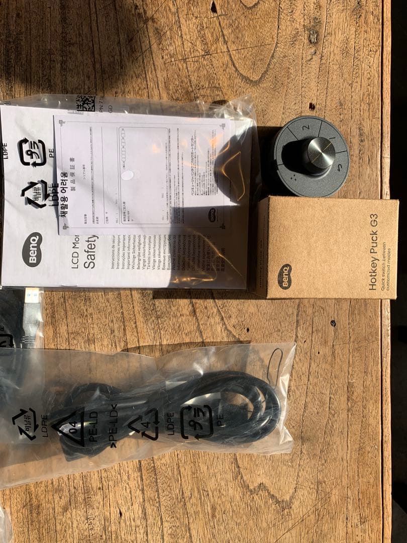 【美品】BenQ PhotoVue SW272Q ディスプレイ本体