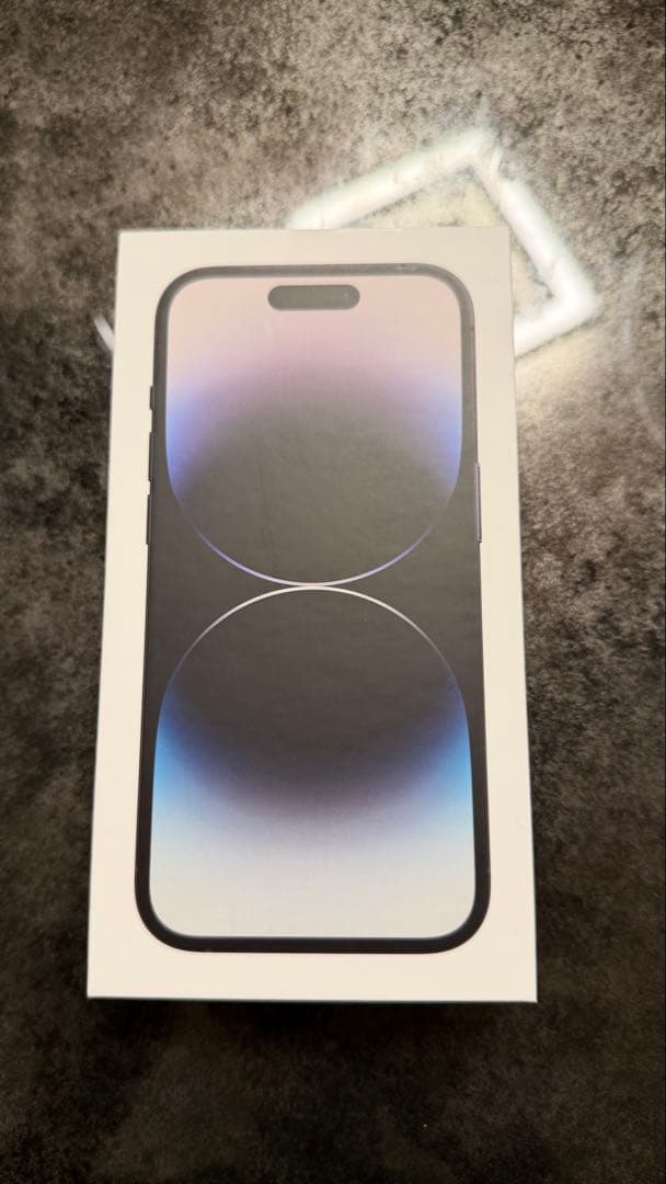 iphone14pro 128GB スペースブラック　ケース6つ付き