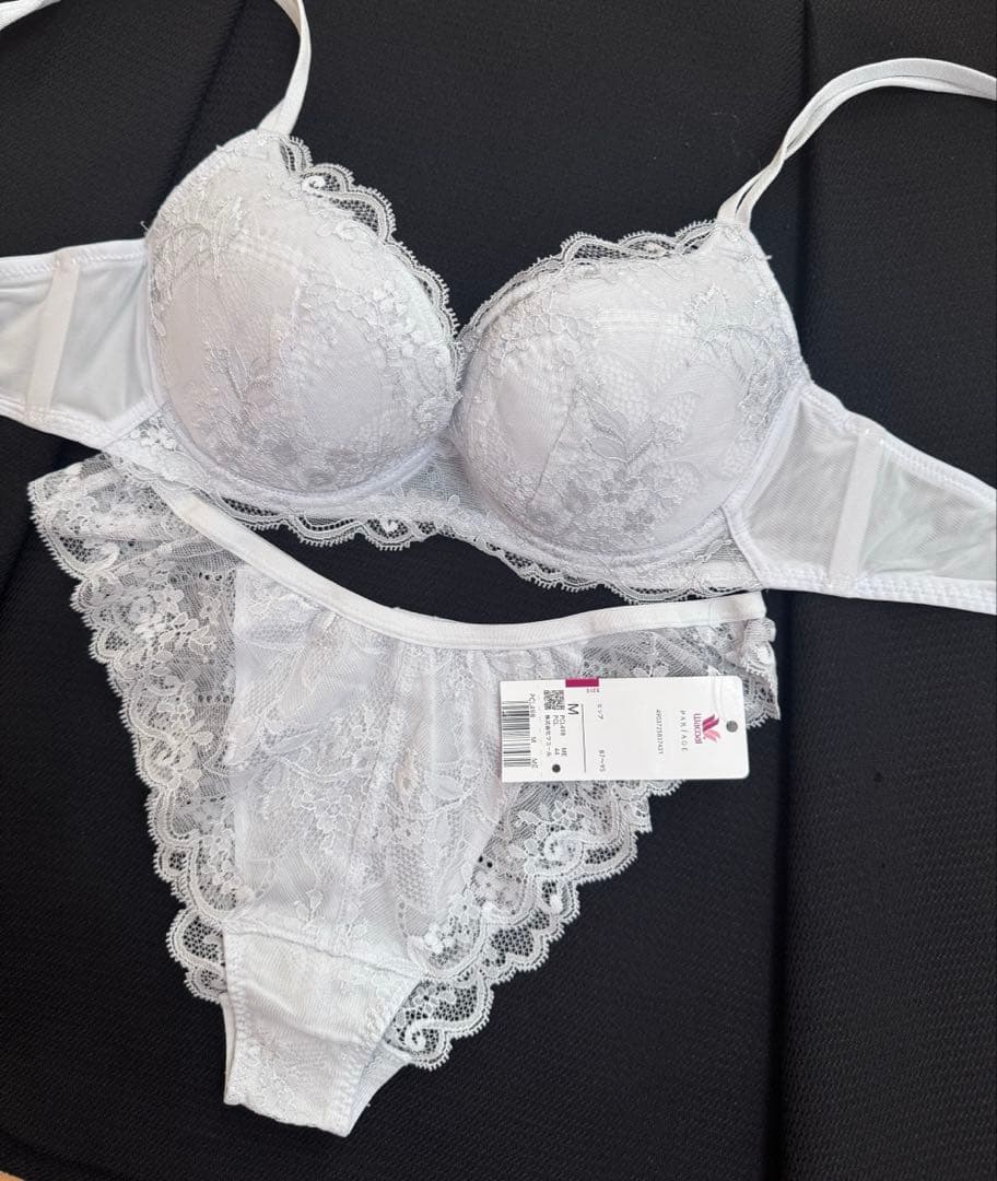 あ☆ PARFAGE ☆D70 豪華上下セット　新品　薄いグレー