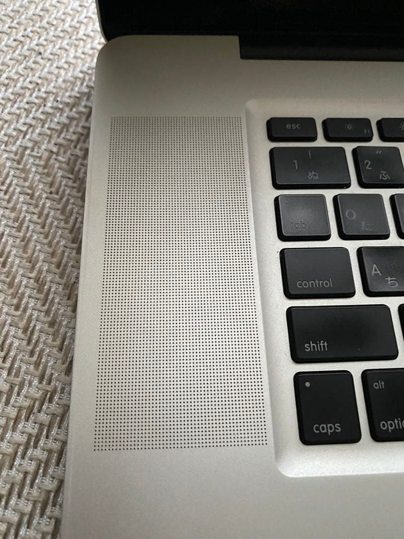 MacBook 17インチ ⭐️超貴重Mac⭐️ CPUもしかしたらCore i7