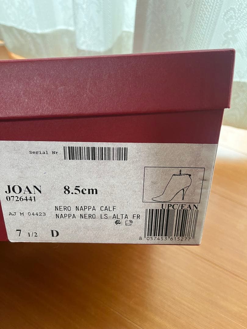 【最終値下】 Salvatore Ferragamo ブラックアンクルブーツ