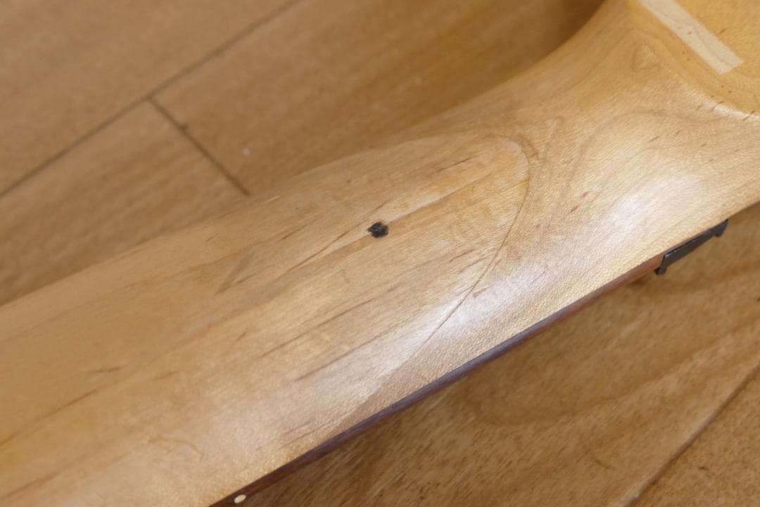 グラスルーツ製 7弦エレキギター リバースヘッド　ダンカン搭載【ジャンク品】