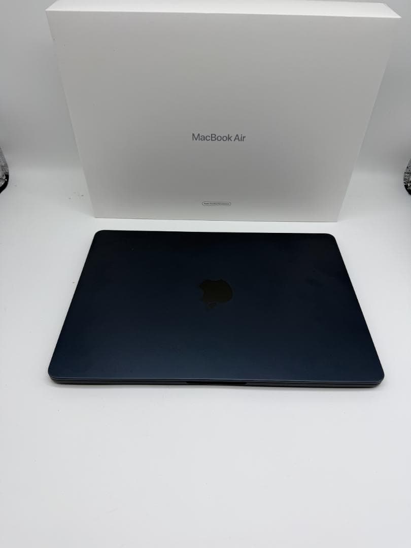 MacBook Air 13インチ M2 24GB 1TB A2681