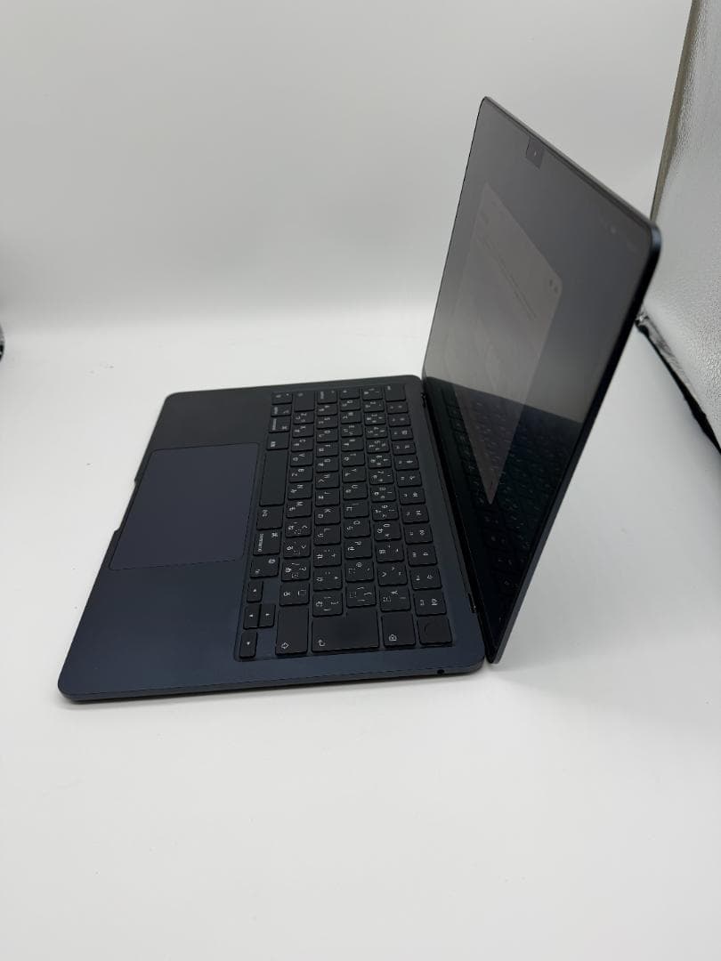 MacBook Air 13インチ M2 24GB 1TB A2681