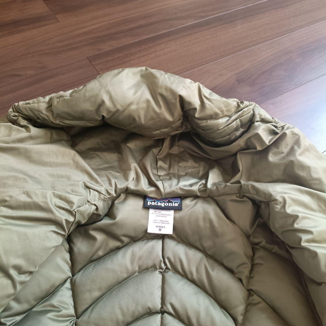 patagonia フード付きダウンジャケットレディースMsize