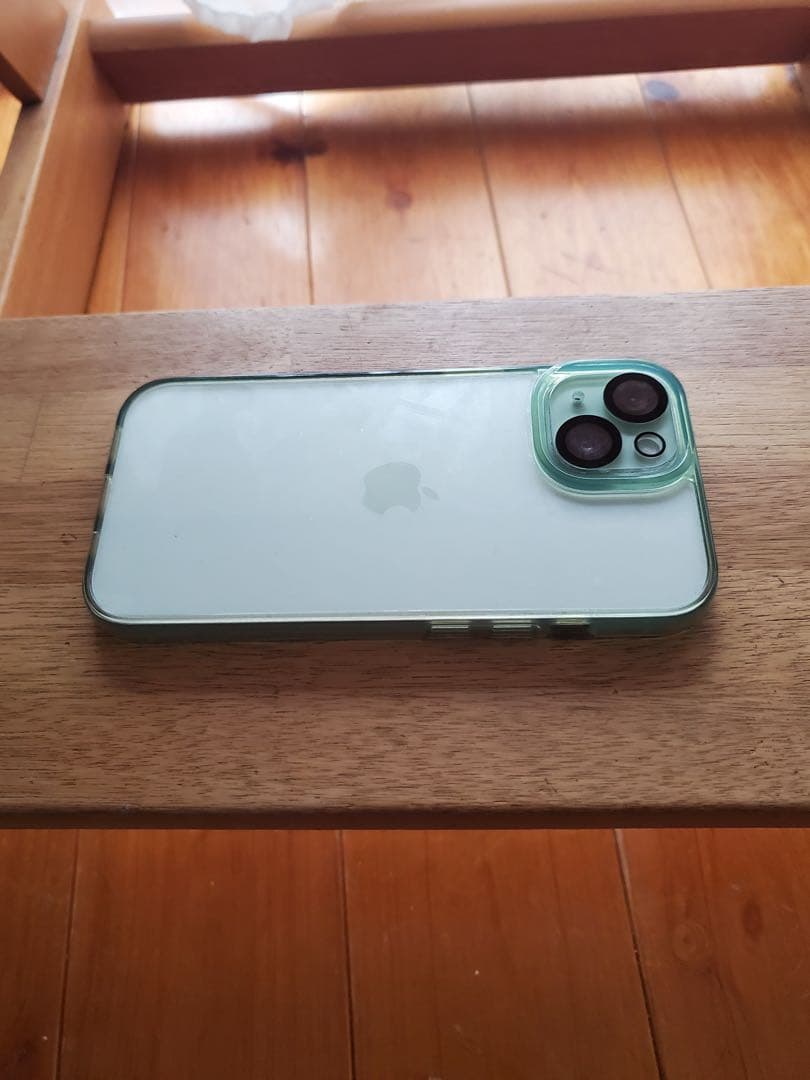 スマートフォン本体 iPhone15 256GB