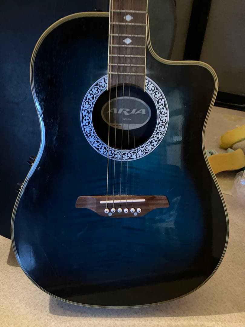 エレアコ　アリアAMB-35 ARIA ギター　ハードケース付
