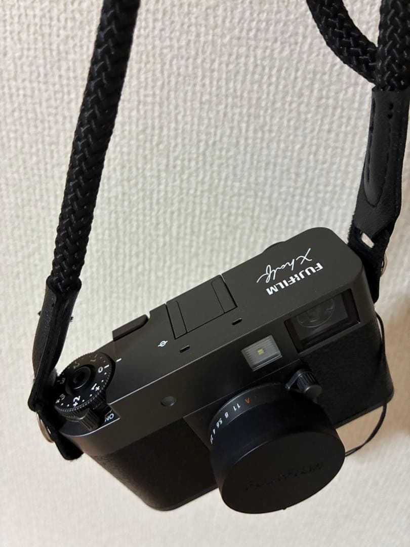 FUJIFILM X half チャコールシルバー　シャッター数1200回