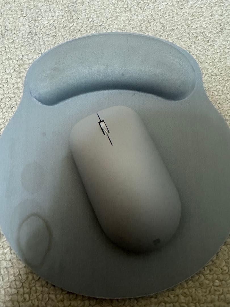 LG Ultra PC 13U70Q-GR31J ノートPC (マウス付)