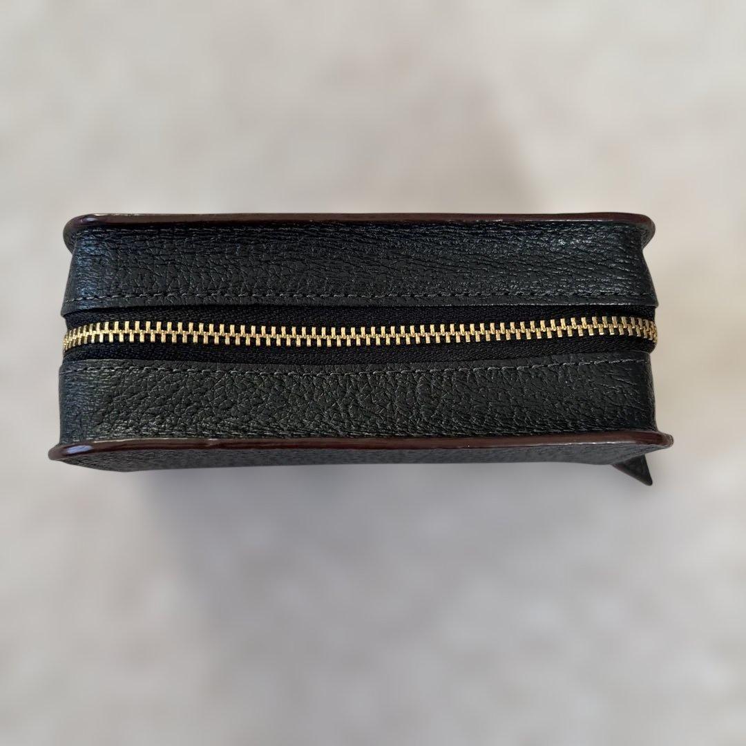 ヴィヴィアンウエストウッド Vivienne Westwood　ポーチ 黒