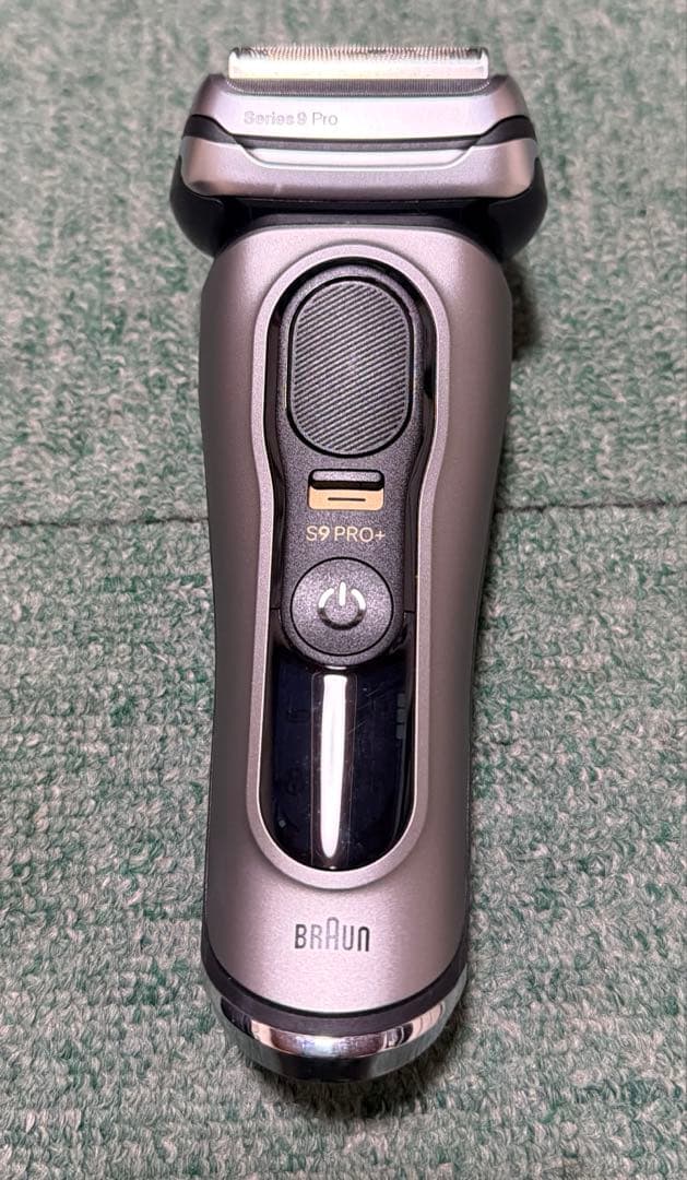 美品　最上位モデルブラウン シリーズ9 PRO+ 9555cc 洗浄充電器付