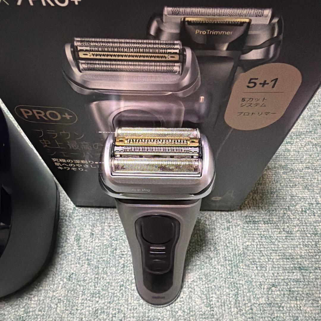 美品　最上位モデルブラウン シリーズ9 PRO+ 9555cc 洗浄充電器付