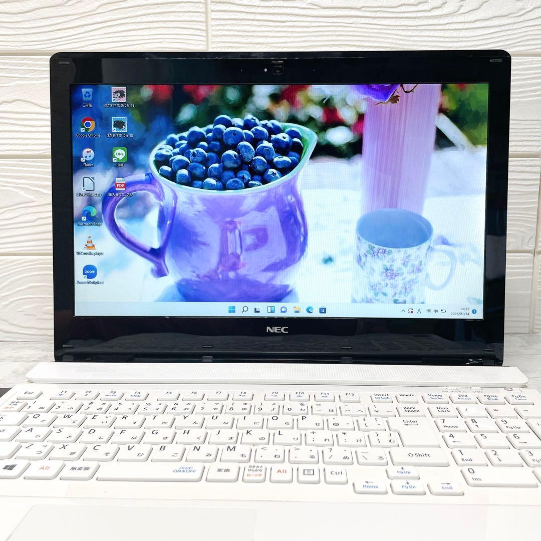 超大容量✨SSD1TB✨windows11 ノートパソコン✨カメラ オフィス