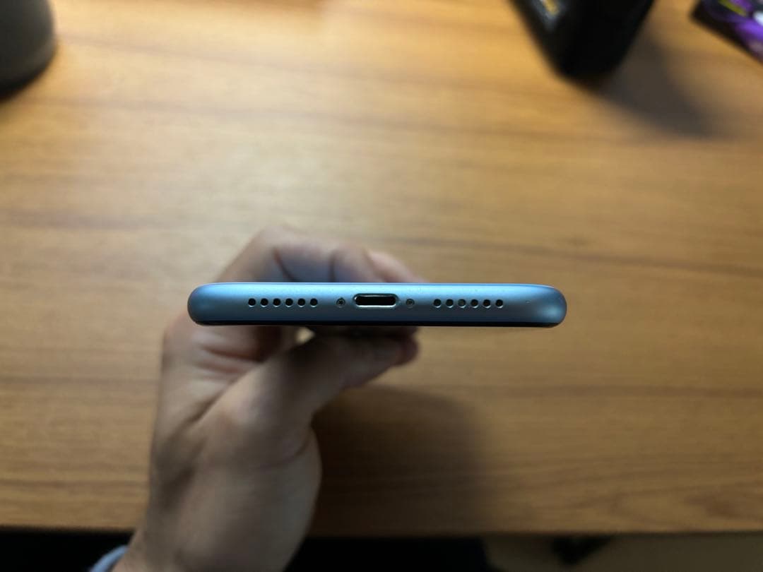 iPhone XR Blue 128 GB SIMフリー