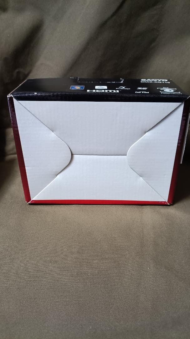 Xacti CG110 レッド　DMX-CG110(R)　SANYO ザクティ