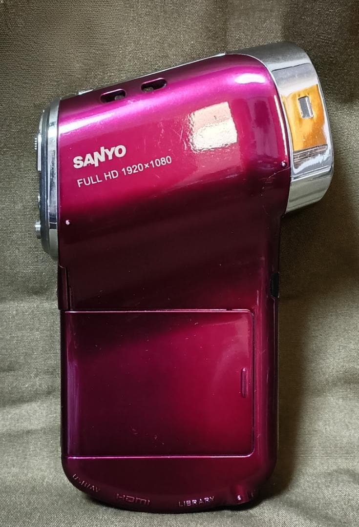 Xacti CG110 レッド　DMX-CG110(R)　SANYO ザクティ