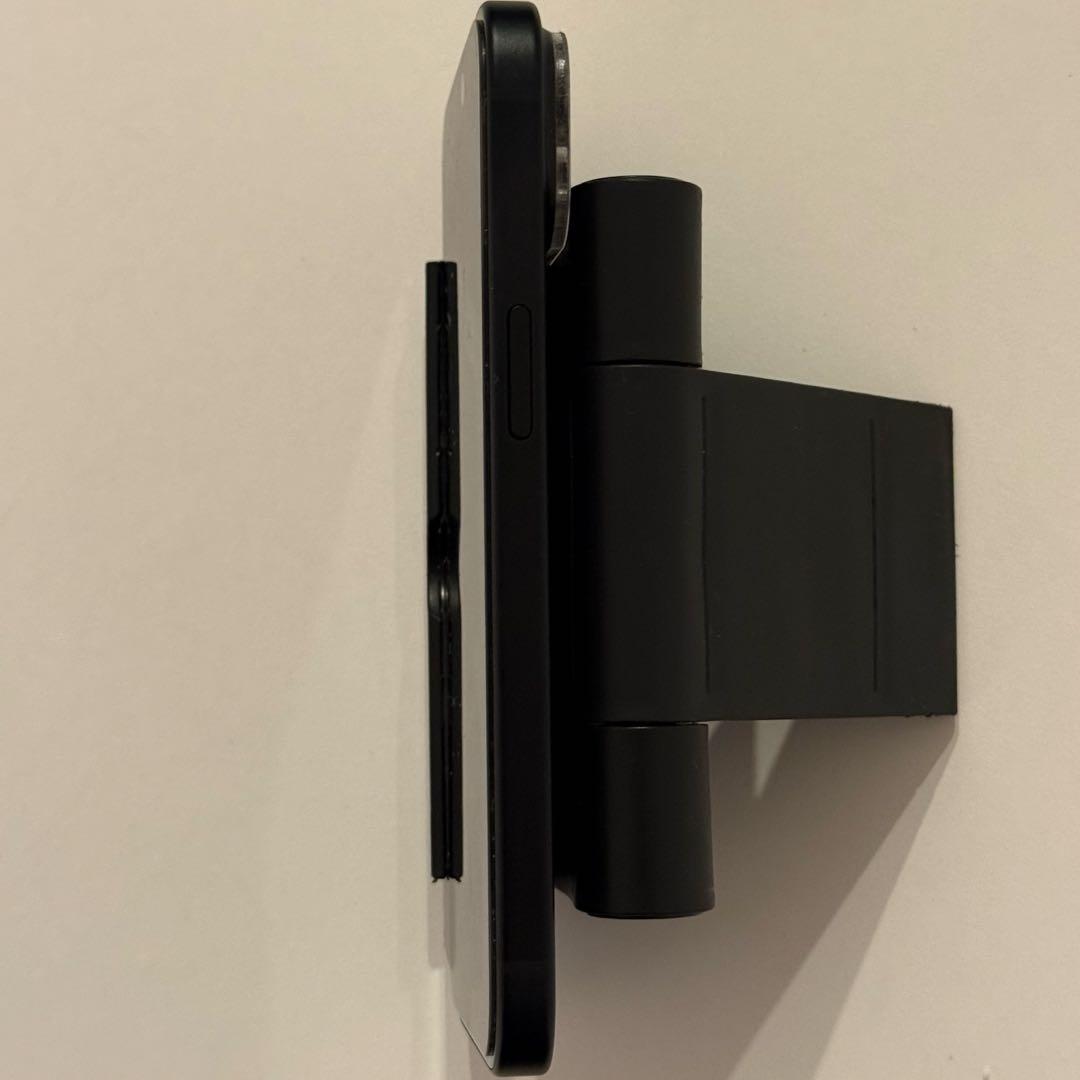 iPhone15 128GB ブラック　覗き見防止フィルム　カメラフィルム付き