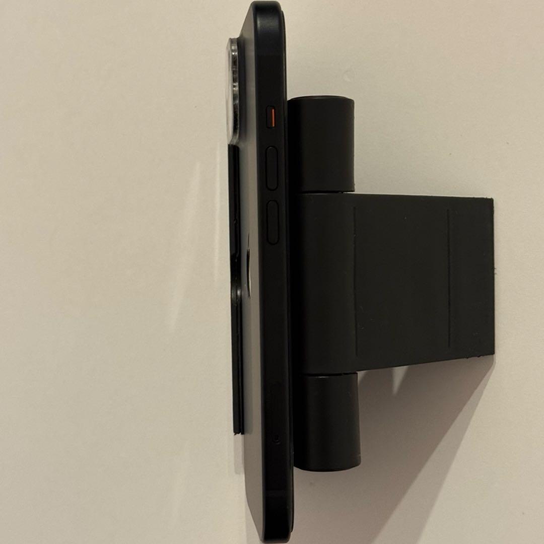 iPhone15 128GB ブラック　覗き見防止フィルム　カメラフィルム付き