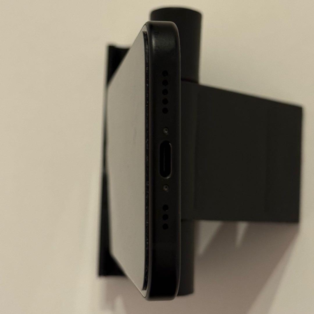 iPhone15 128GB ブラック　覗き見防止フィルム　カメラフィルム付き