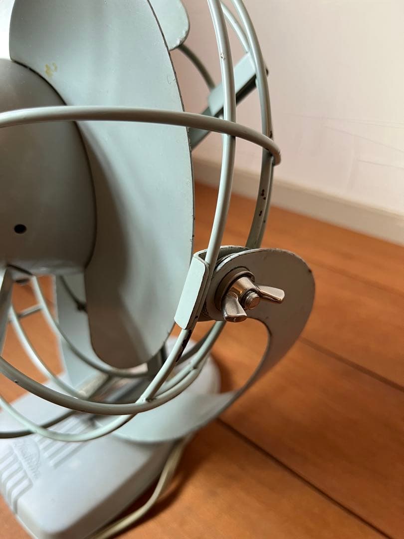 東芝 レトロ扇風機 小型 ヴィンテージ 動作品 フードパーツ交換済み