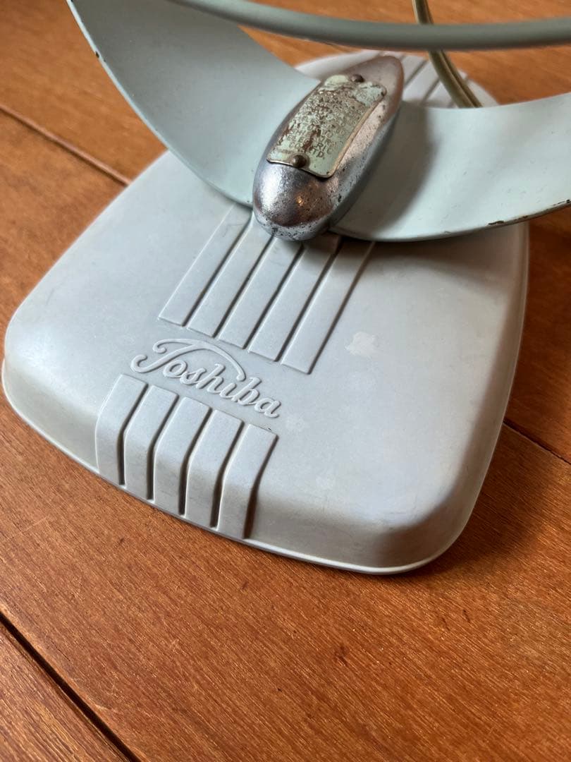 東芝 レトロ扇風機 小型 ヴィンテージ 動作品 フードパーツ交換済み