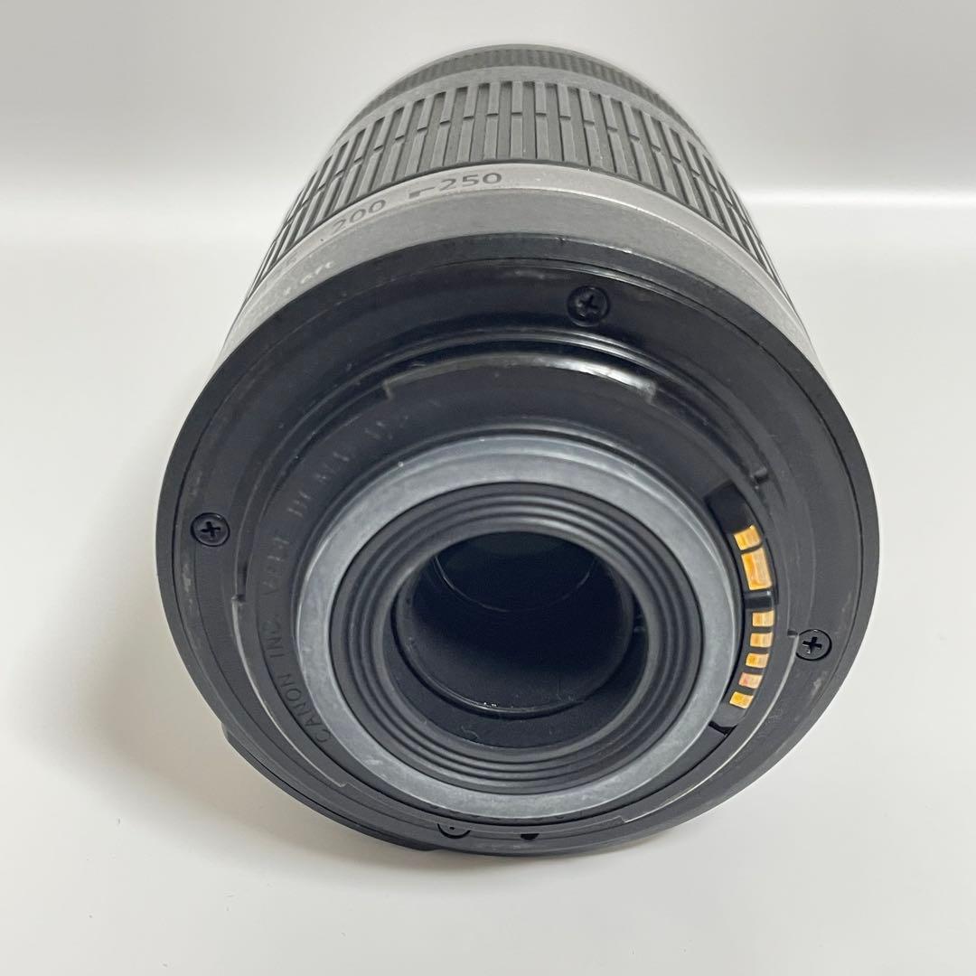 Canon 55-250mm is ズームレンズ　5.6 キャノン　EF-S