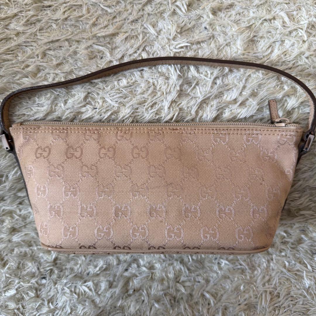 ☆美品☆GUCCI グッチ　アクセサリーポーチ　ショルダーバック　GG　ベージュ
