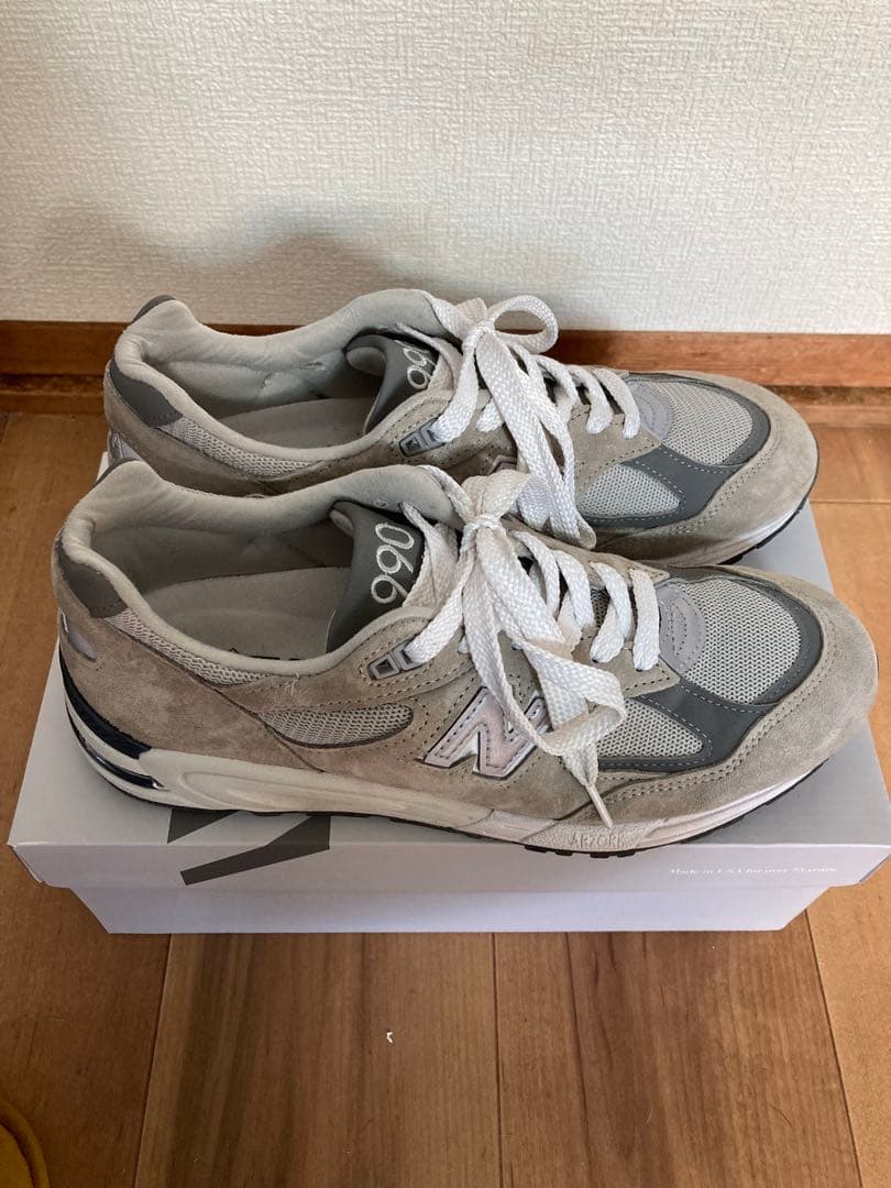 M990 GY2 グレー　made in USA