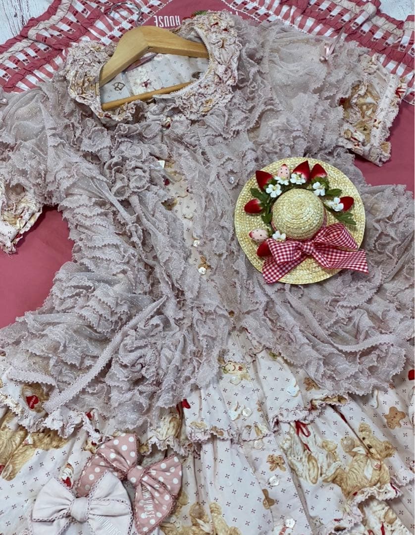 ピンクハウス♡ストロベリーハットコサージュ♡